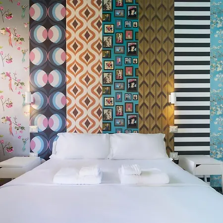 Boutique Rooms Carbonazzi 17 * カリアリ