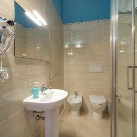 Konukevi Boutique Rooms Carbonazzi 17